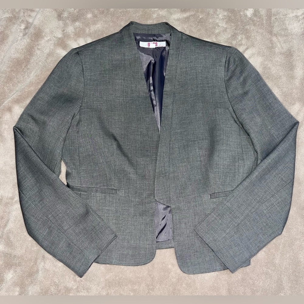 9&Co Women’s Blazer. Size 8. Color Gray.
